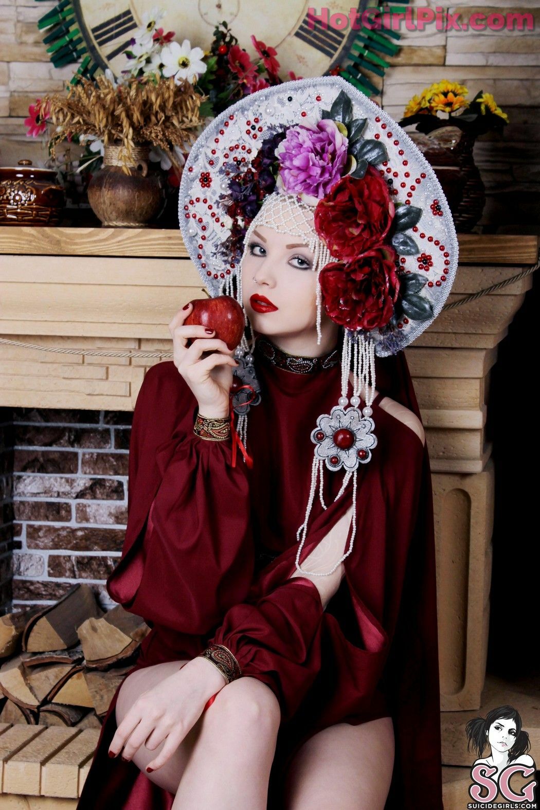 [Suicide Girls] Karanlit