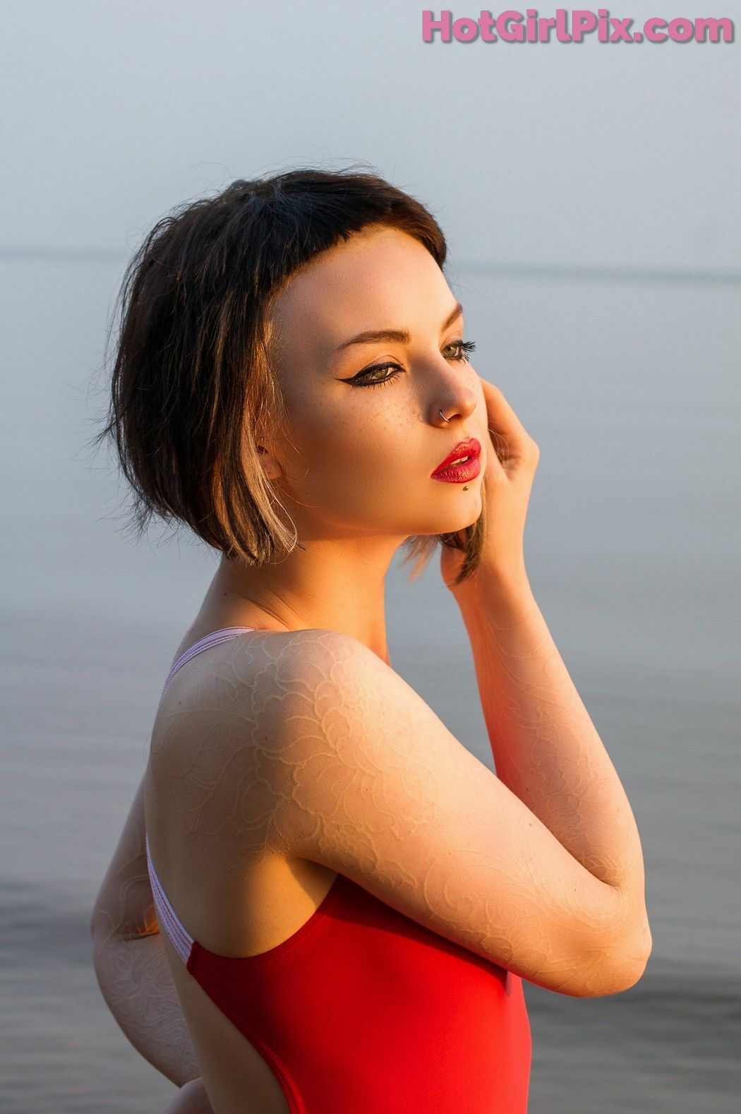 [Suicide Girls] Karanlit