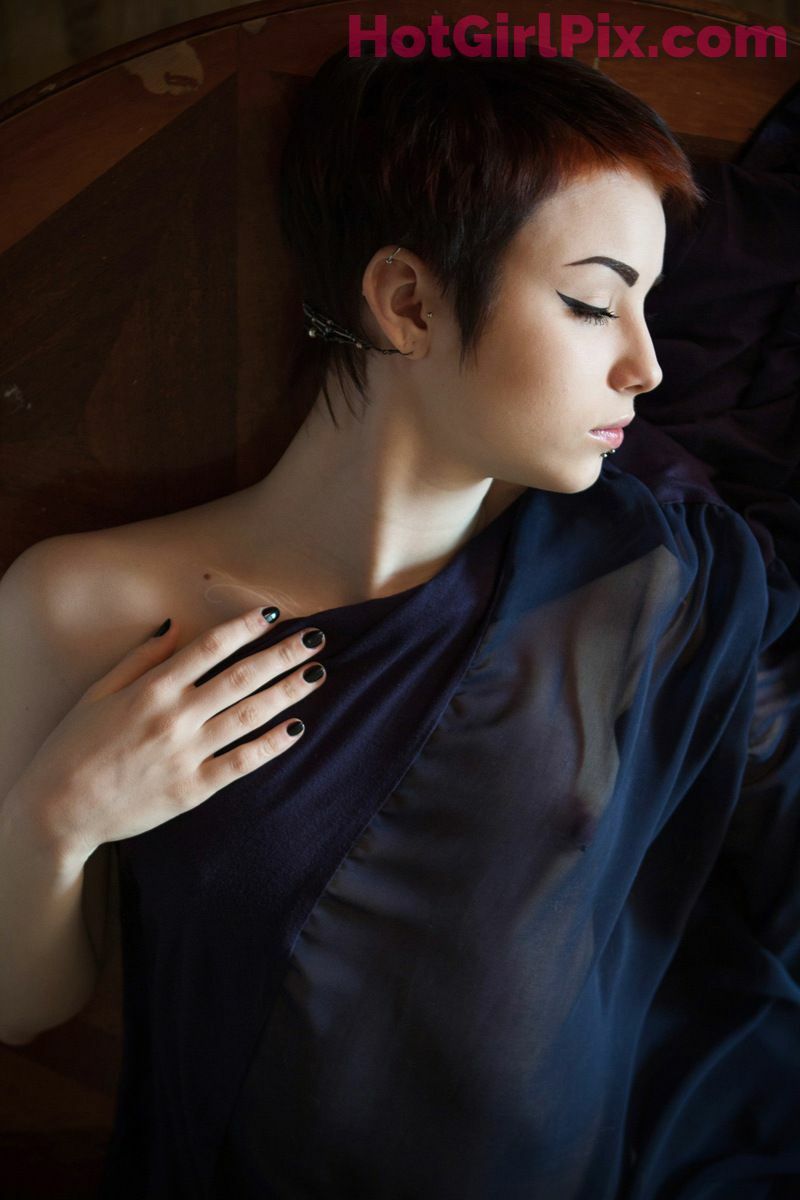 [Suicide Girls] Karanlit
