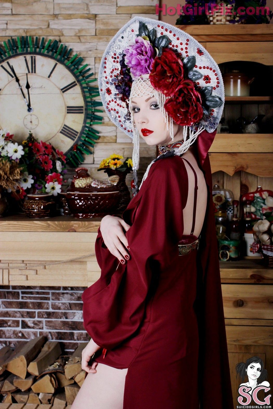 [Suicide Girls] Karanlit