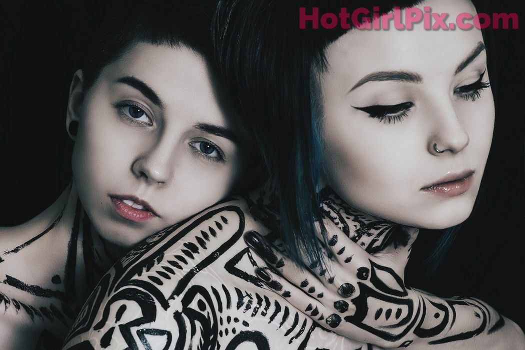 [Suicide Girls] Karanlit