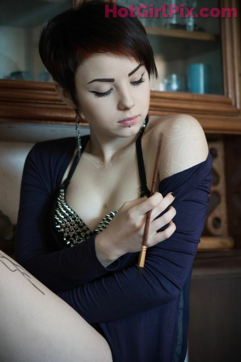 [Suicide Girls] Karanlit
