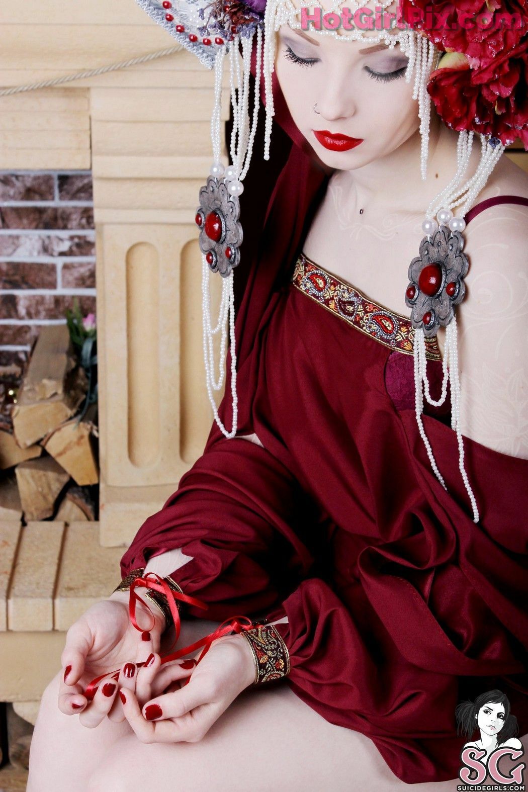 [Suicide Girls] Karanlit