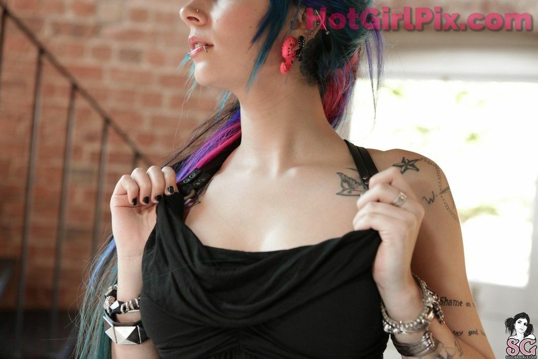 [Suicide Girls] Katherine
