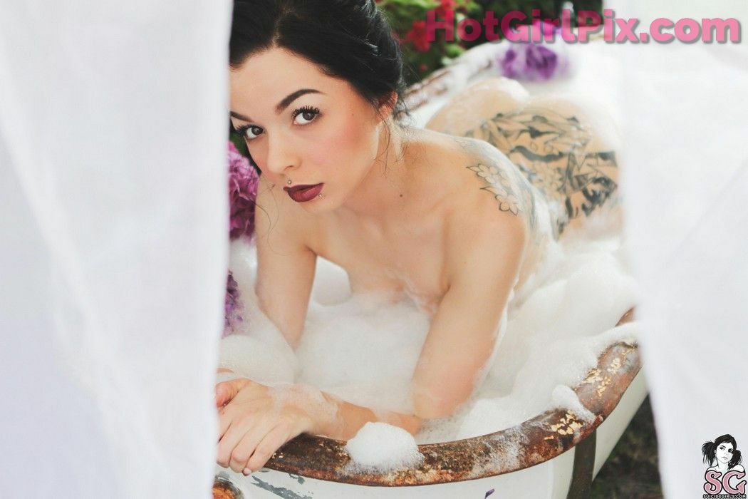 [Suicide Girls] Kaylarosalie