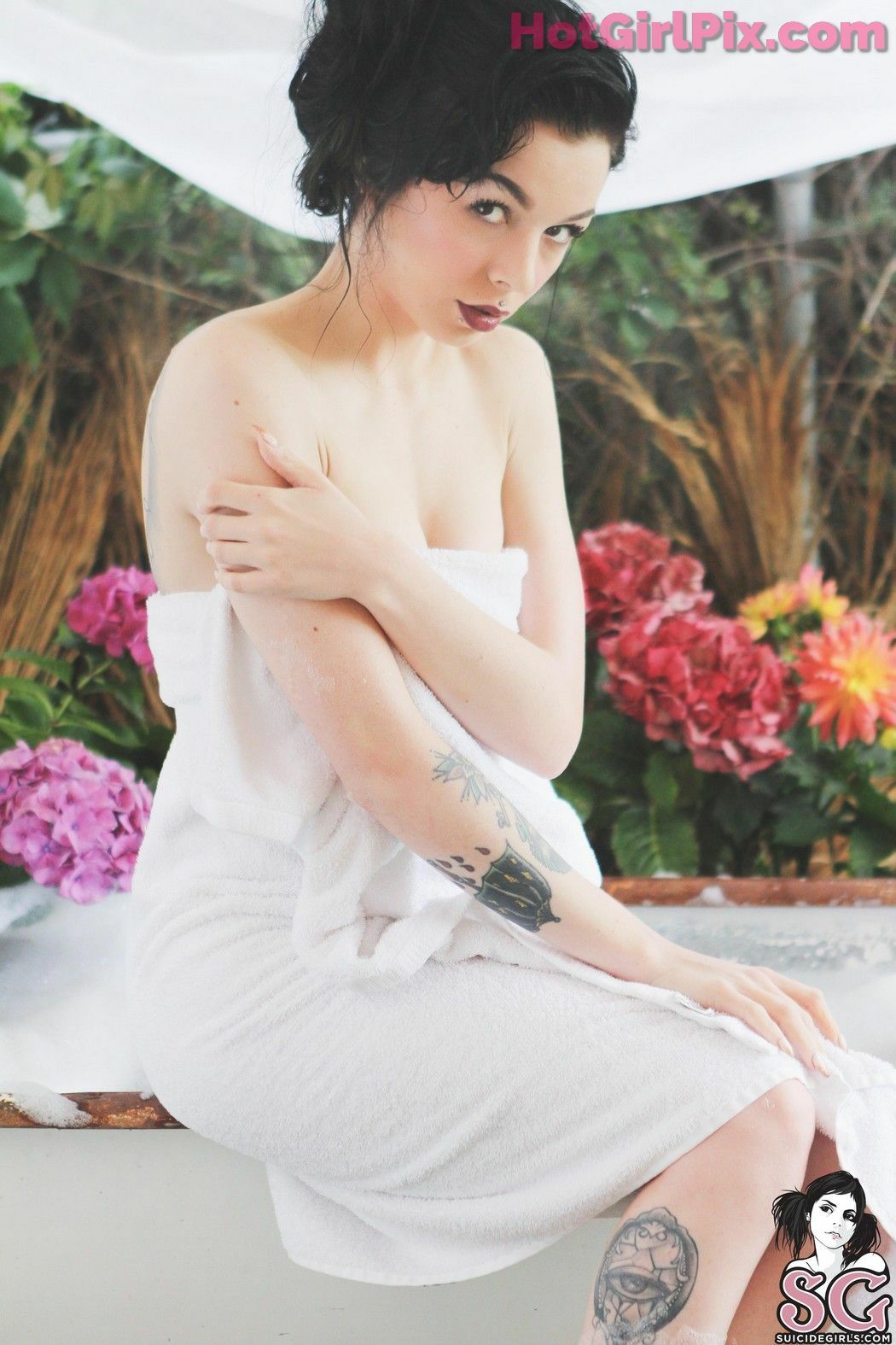 [Suicide Girls] Kaylarosalie