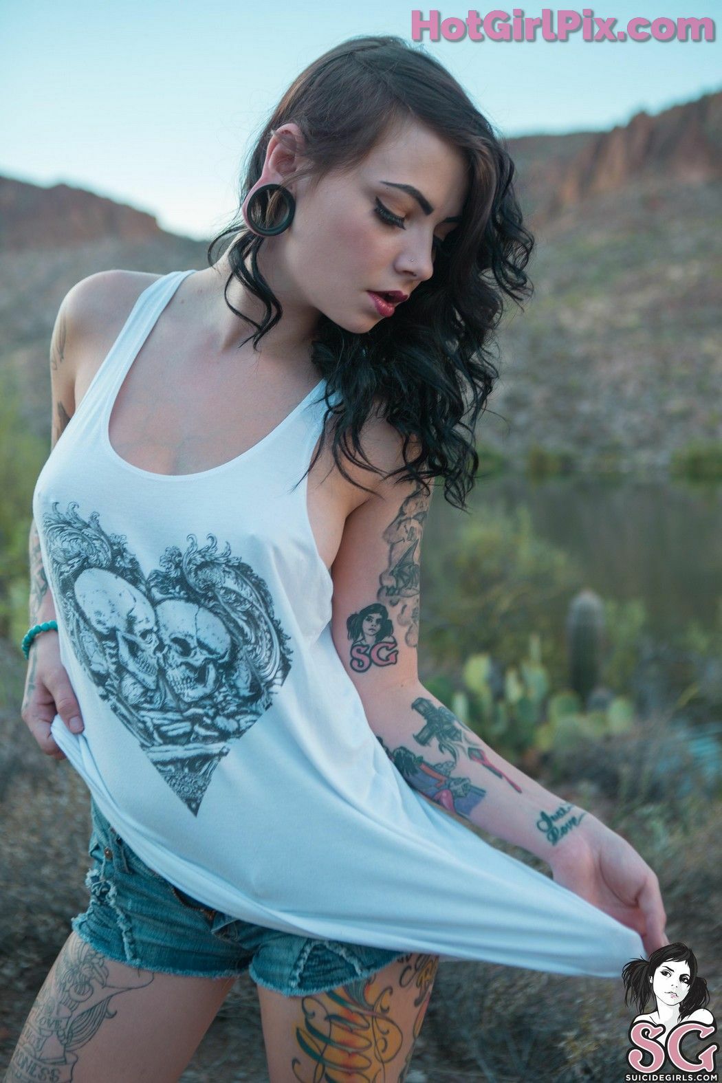 [Suicide Girls] Kirbee