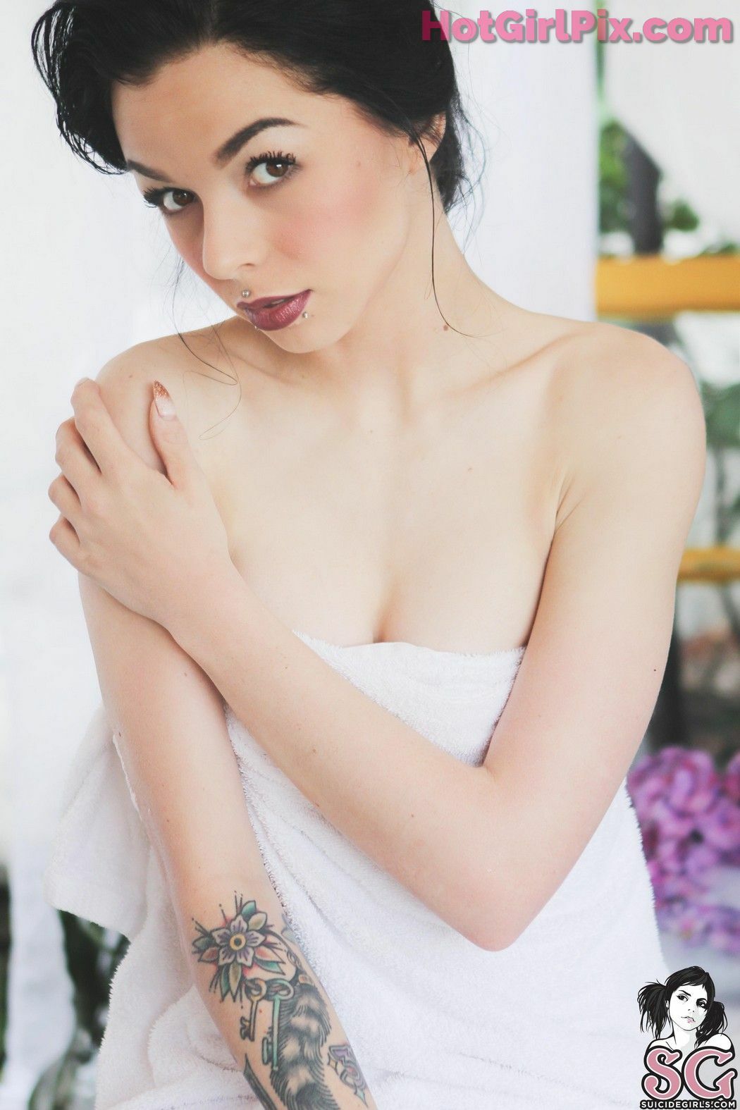 [Suicide Girls] Kaylarosalie