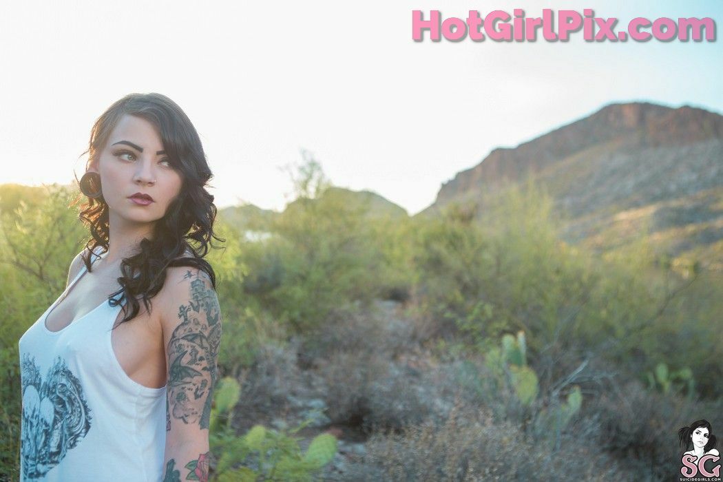 [Suicide Girls] Kirbee