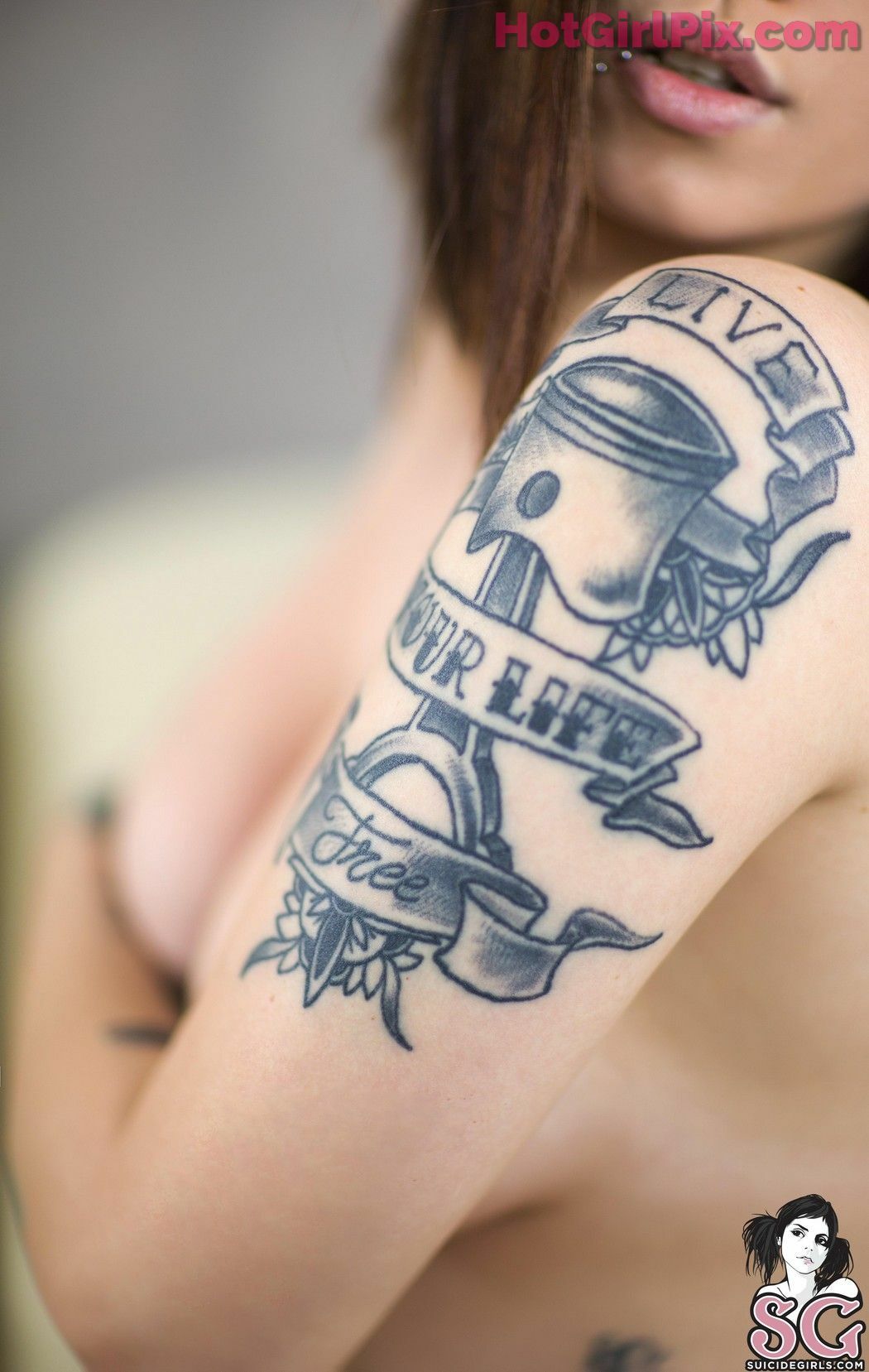 [Suicide Girls] Killerqueen39 - play the game