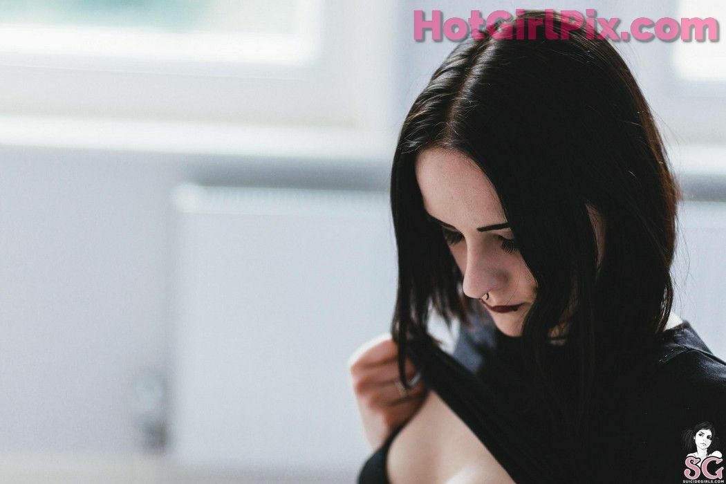 [Suicide Girls] Kittykreep - Kitty Kreep