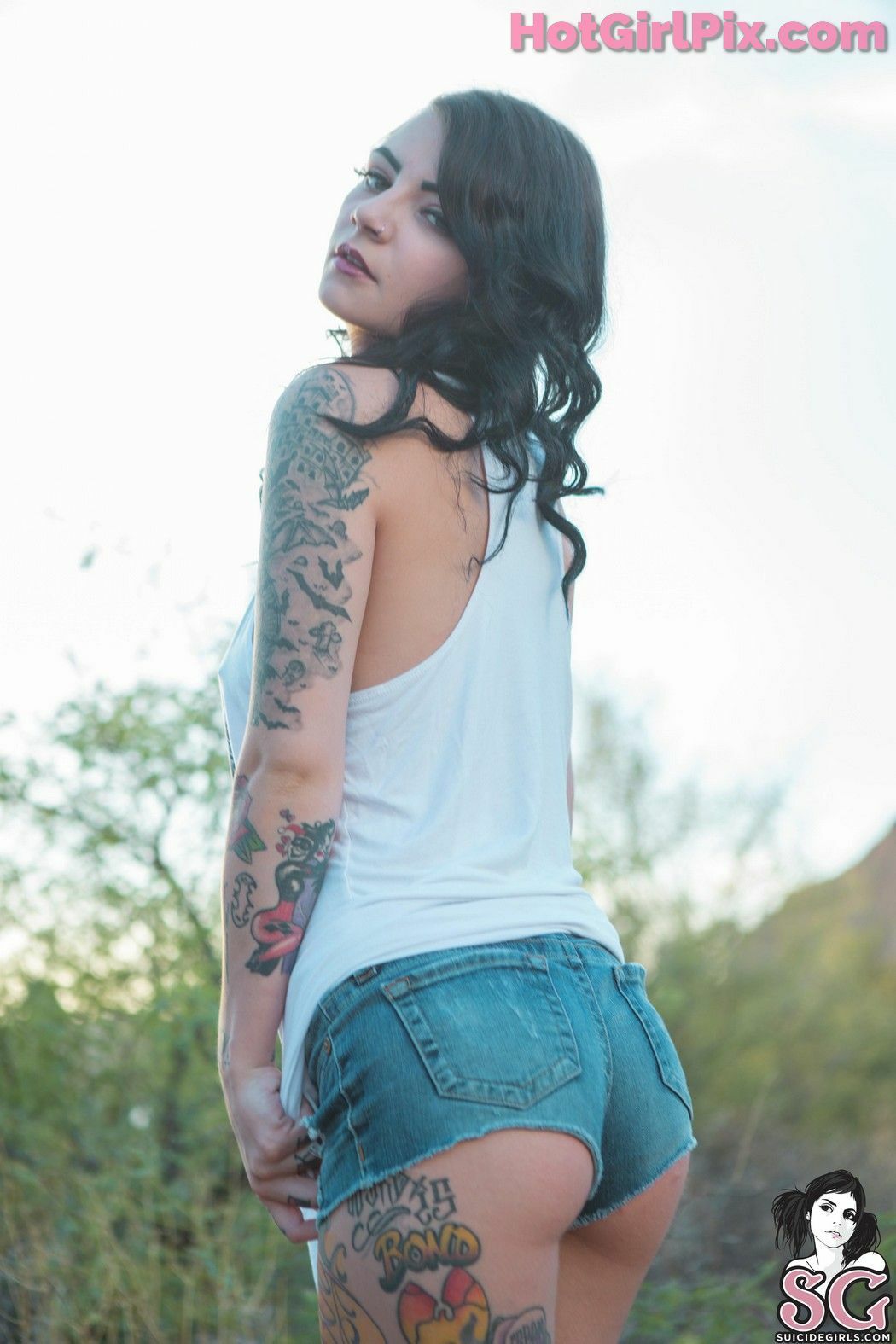 [Suicide Girls] Kirbee