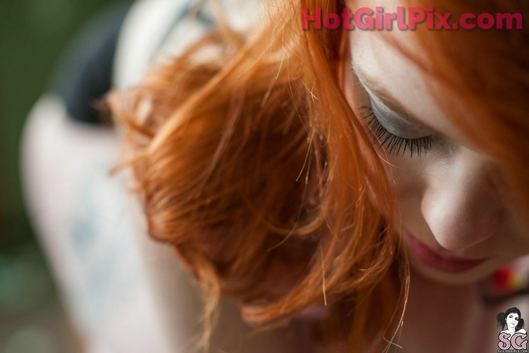 [Suicide Girls] Lass