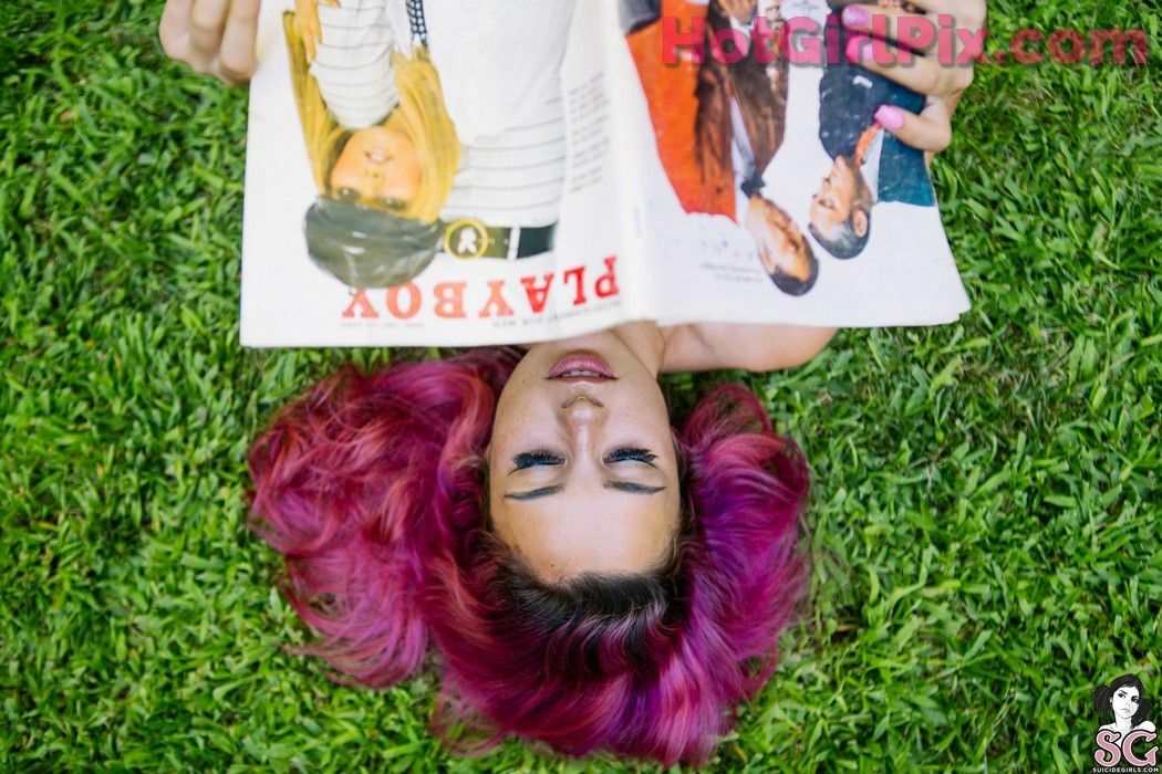 [Suicide Girls] Lascaux Centerfold
