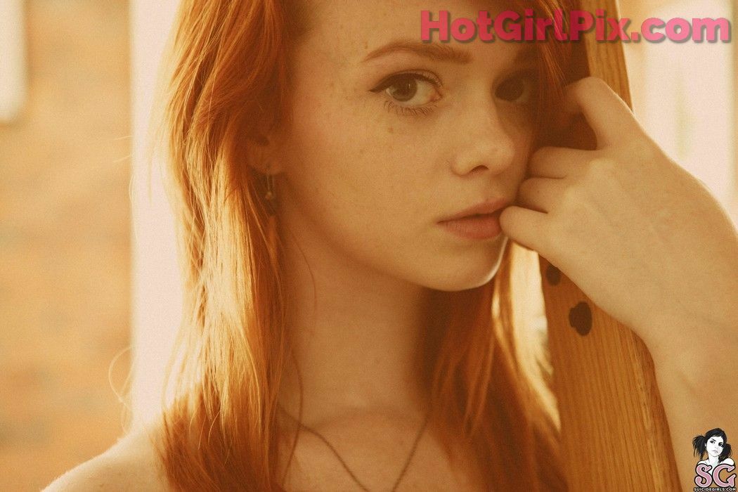 [Suicide Girls] Lass