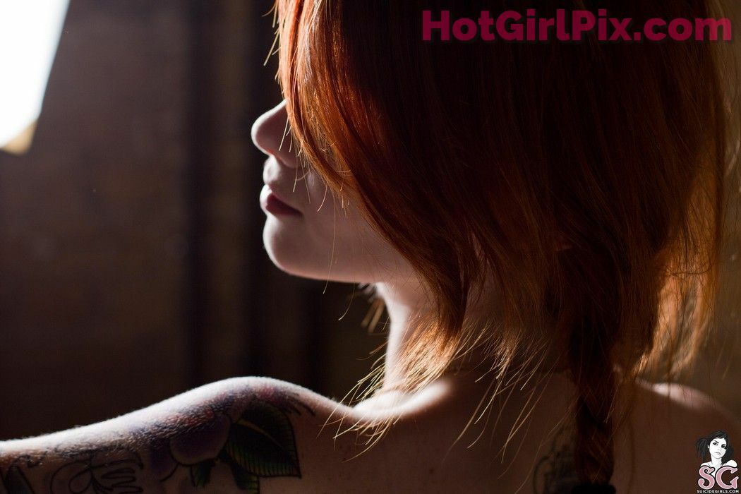 [Suicide Girls] Lass
