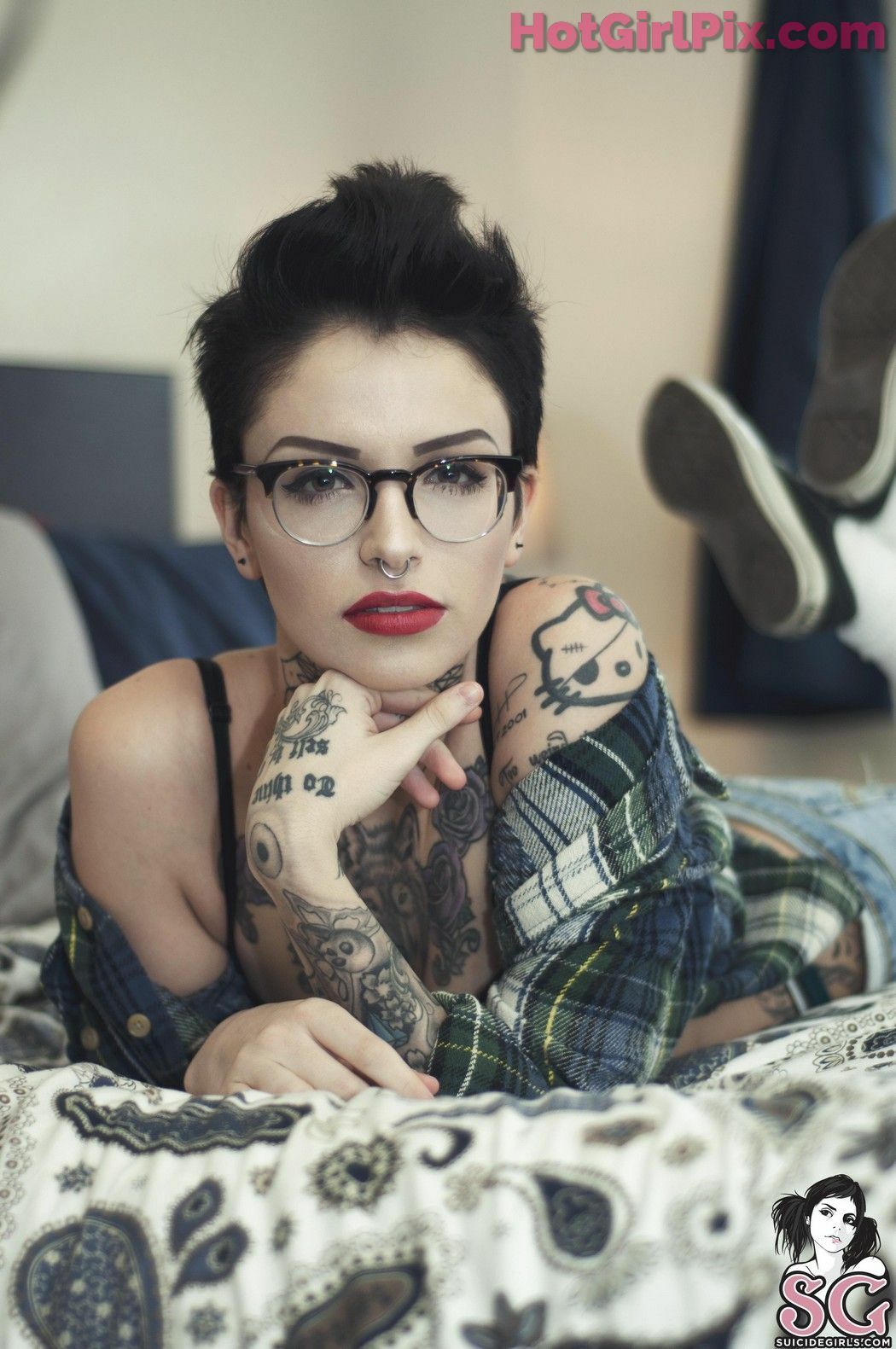 [Suicide Girls] Leighraven
