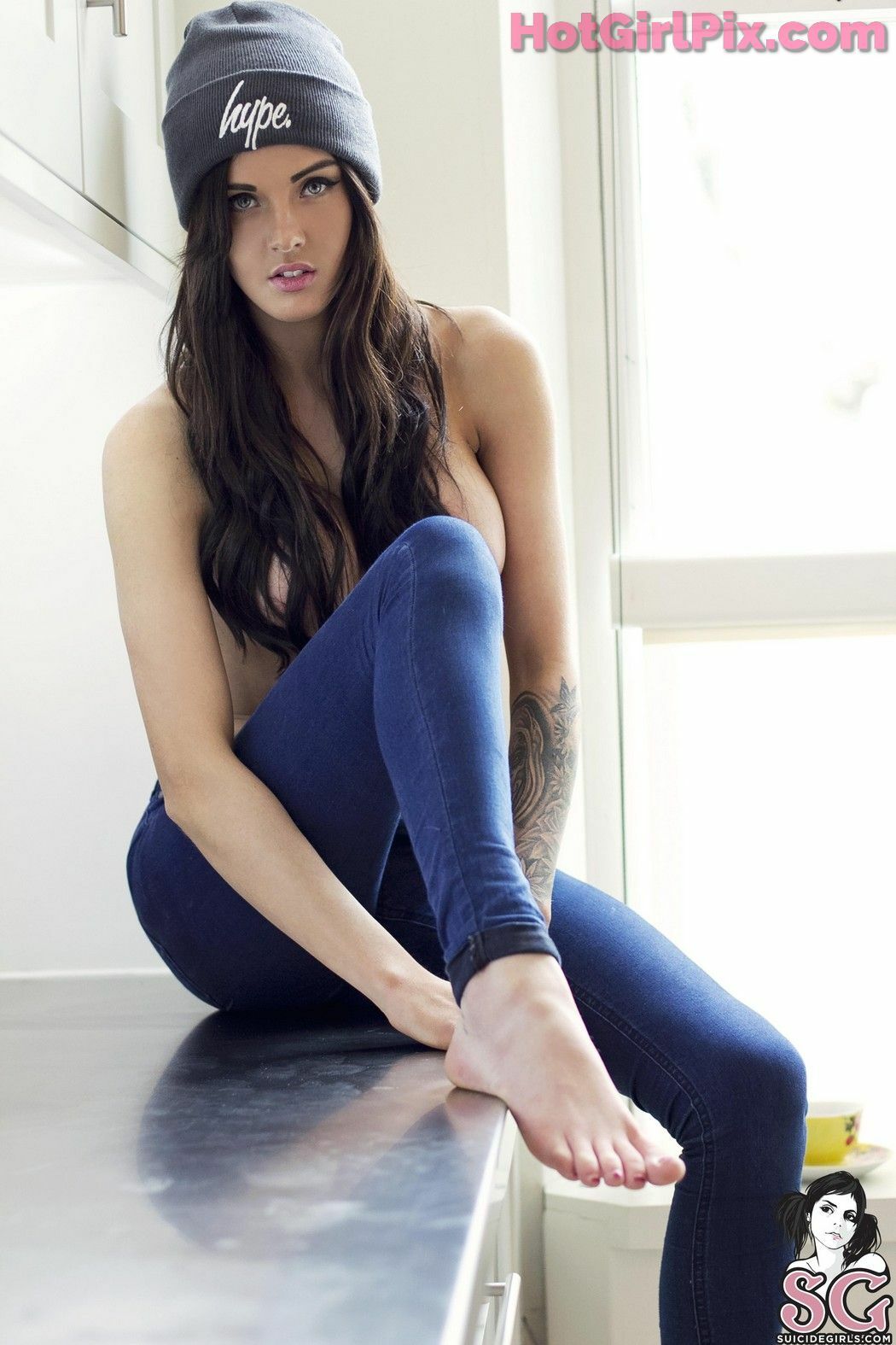 [Suicide Girls] Laurenn