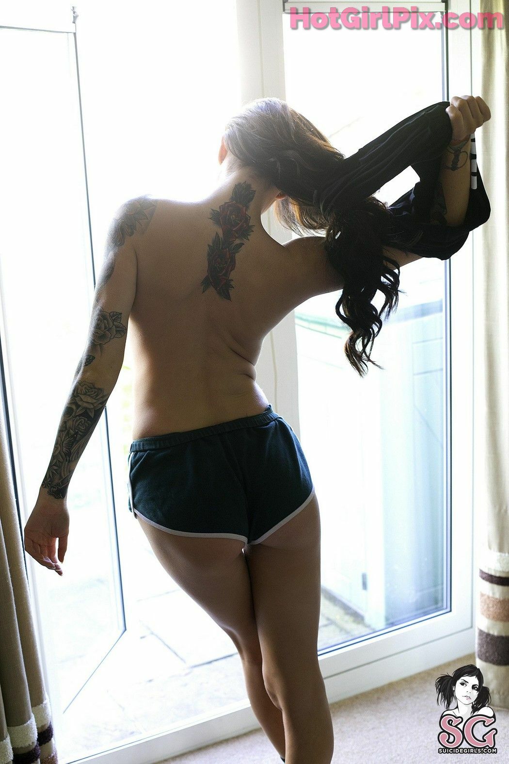 [Suicide Girls] Laurenn
