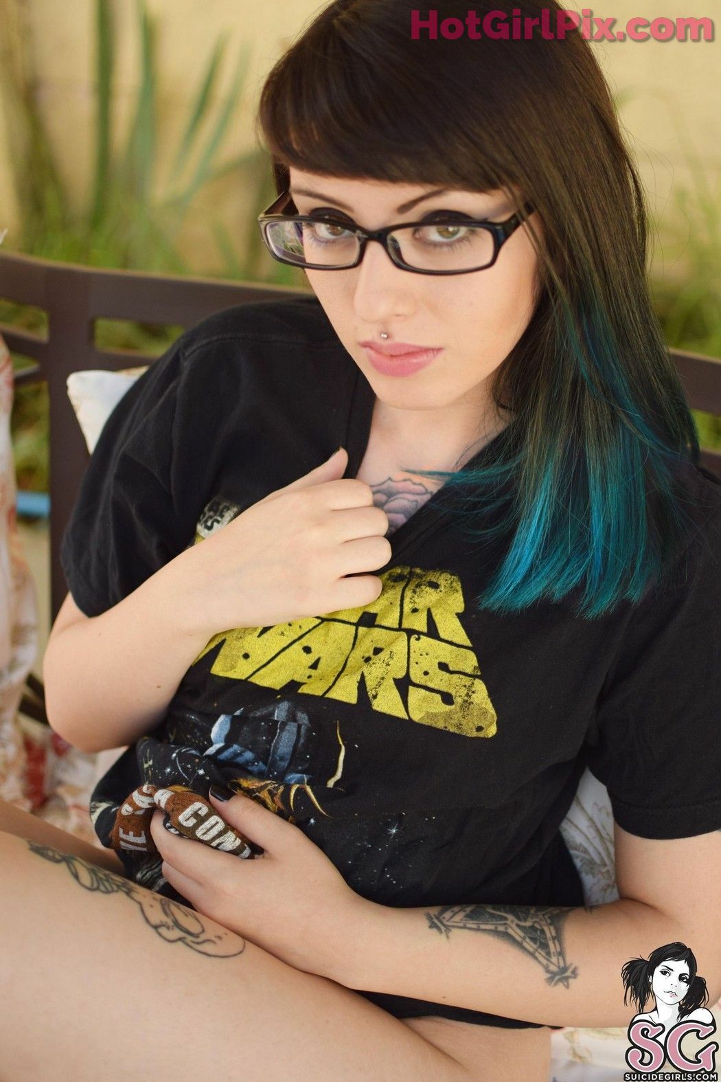 [Suicide Girls] Lestein - There's No Try
