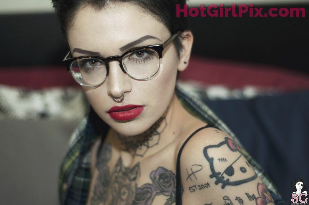 [Suicide Girls] Leighraven