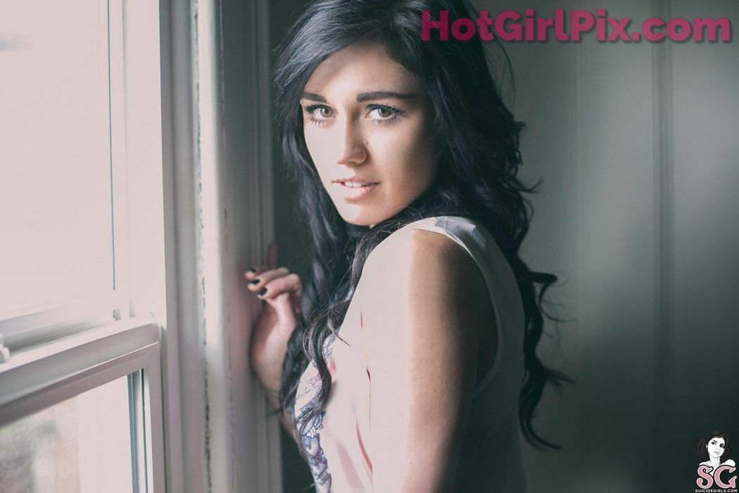 [Suicide Girls] Lovella