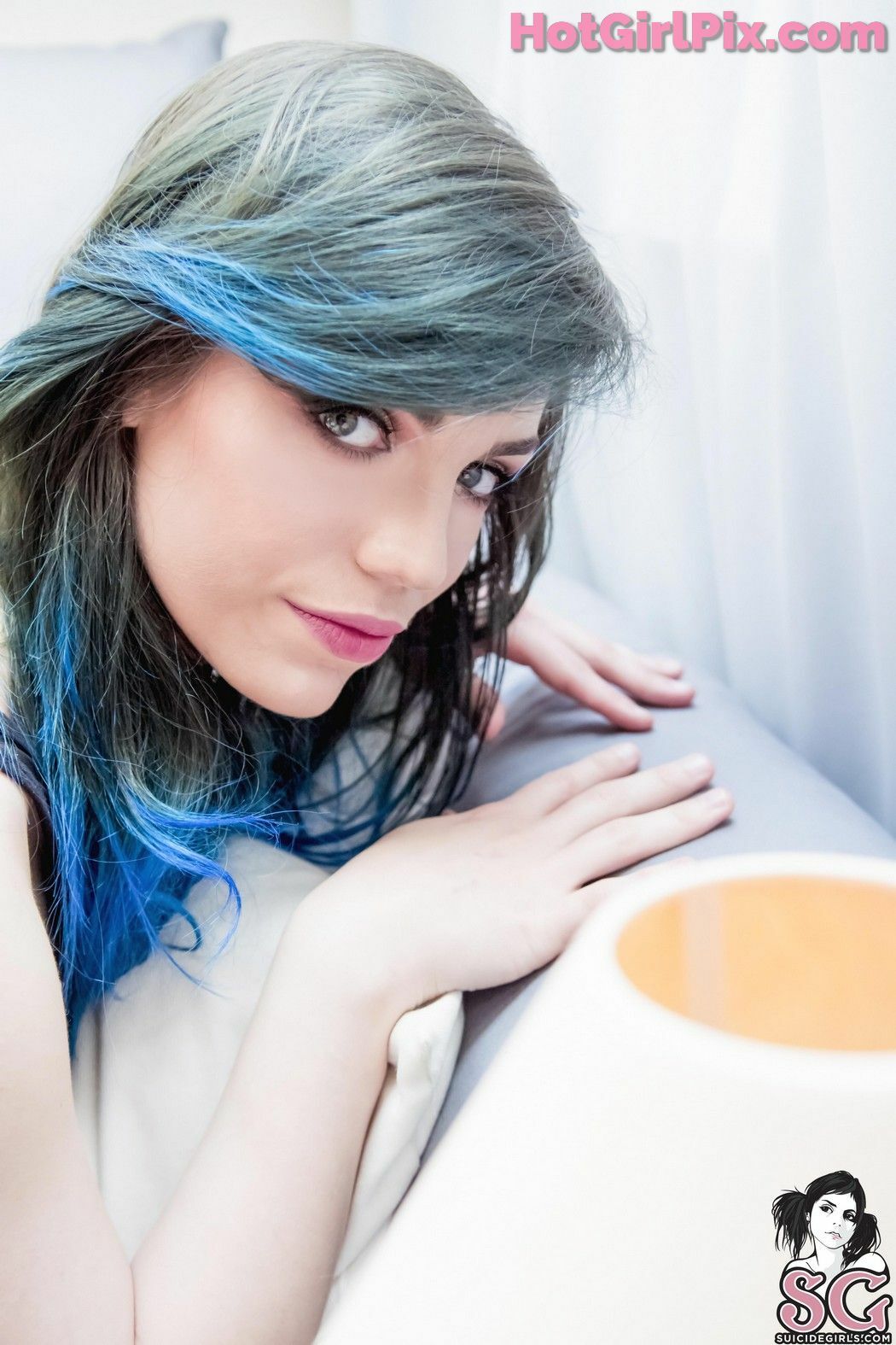 [Suicide Girls] Lovia