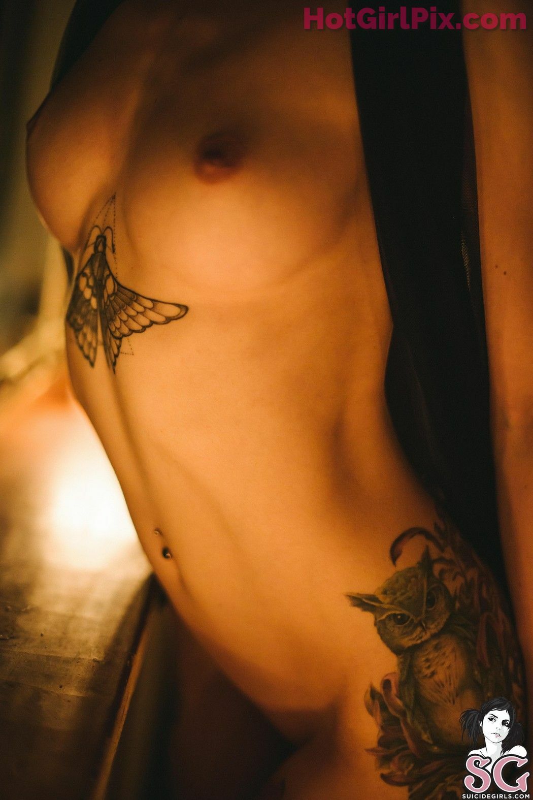 [Suicide Girls] Lunar