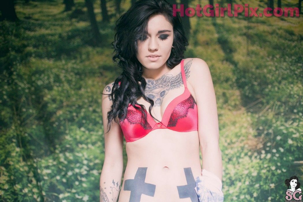 [Suicide Girls] Lovella
