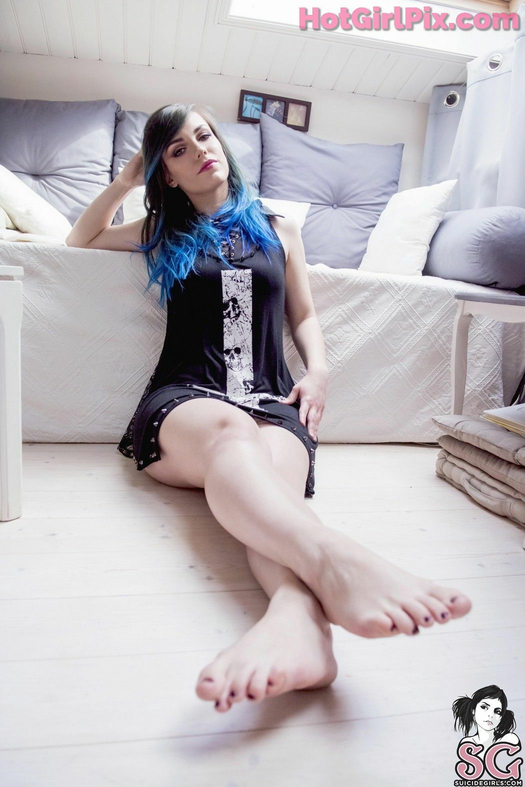 [Suicide Girls] Lovia Cover Photo