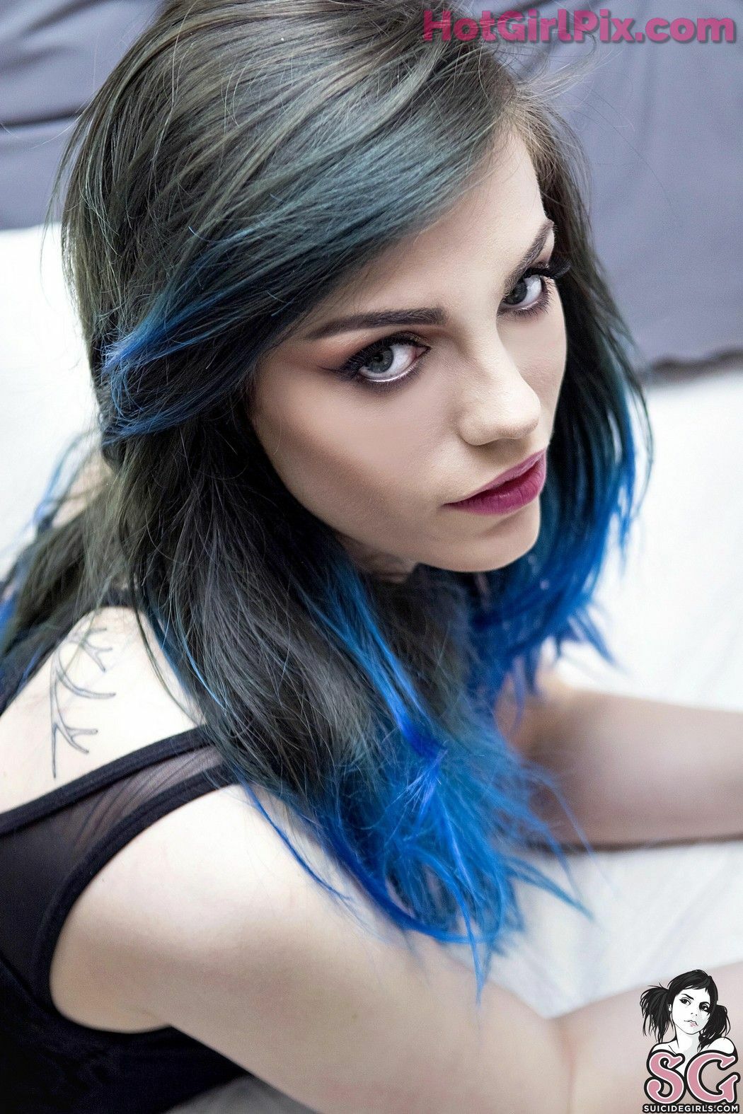 [Suicide Girls] Lovia