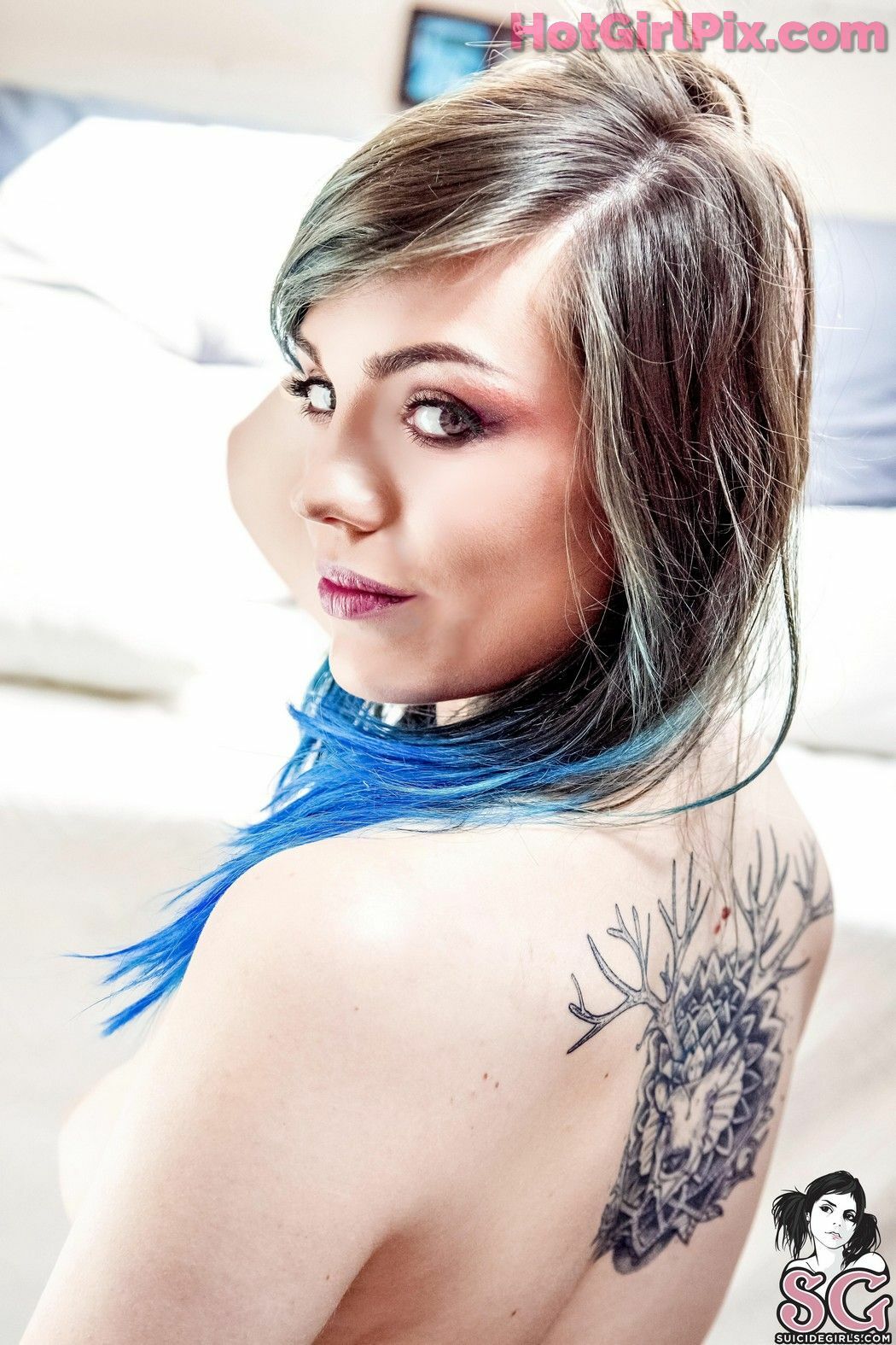 [Suicide Girls] Lovia