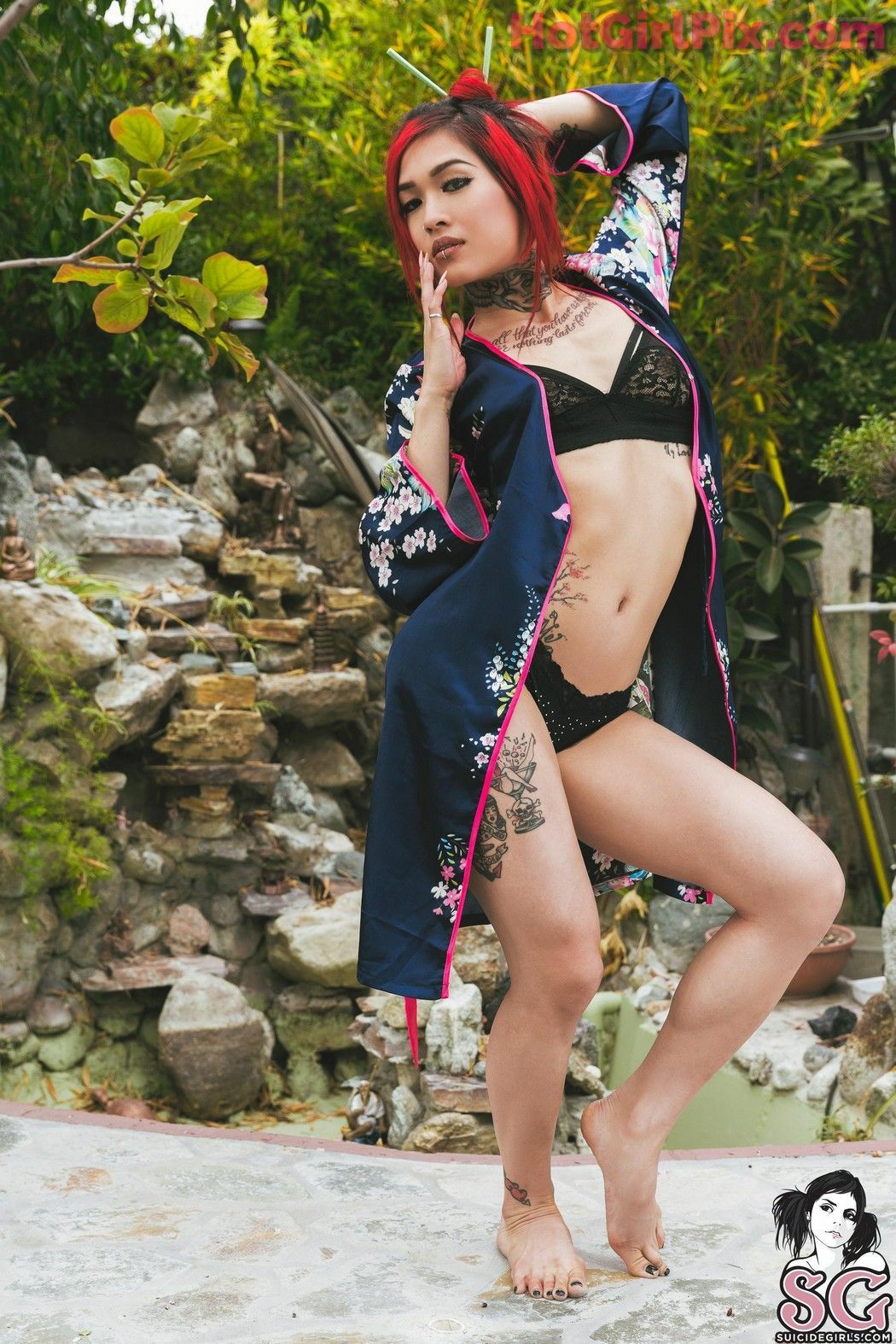 [Suicide Girls] Mahnee
