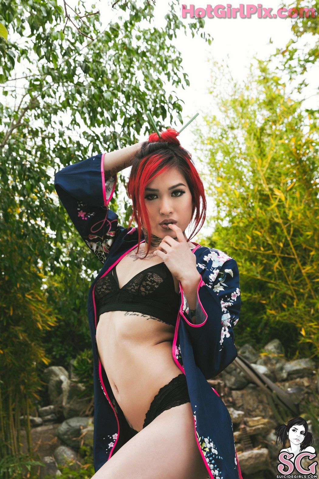 [Suicide Girls] Mahnee