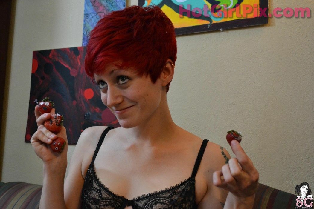 [Suicide Girls] Marid