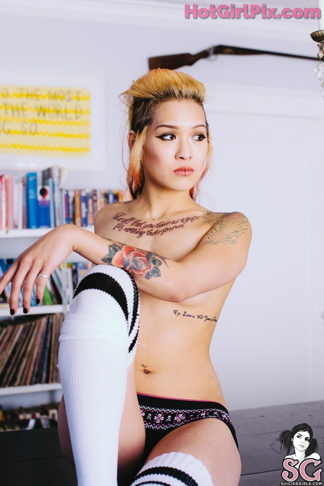 [Suicide Girls] Mahnee