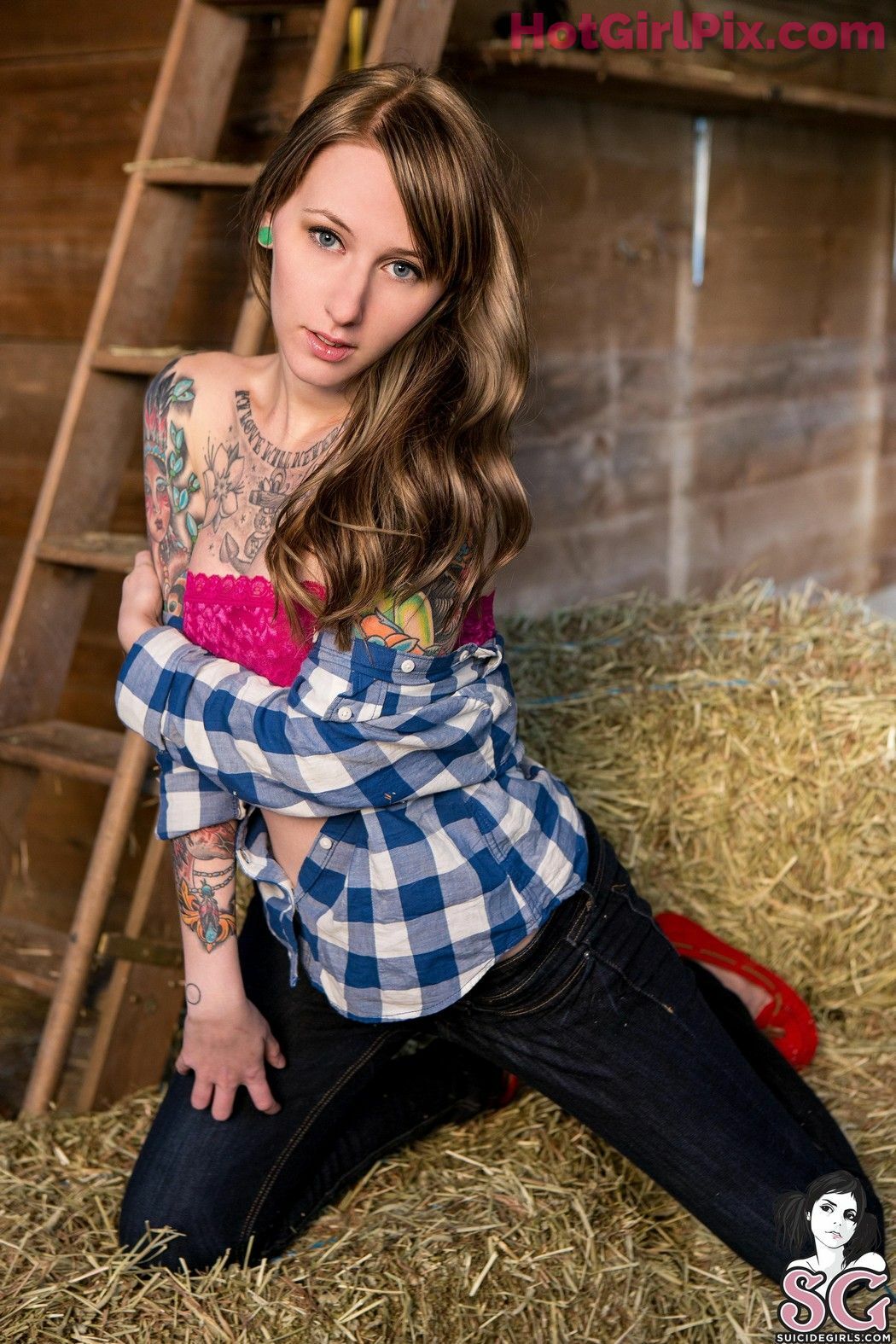 [Suicide Girls] Machete