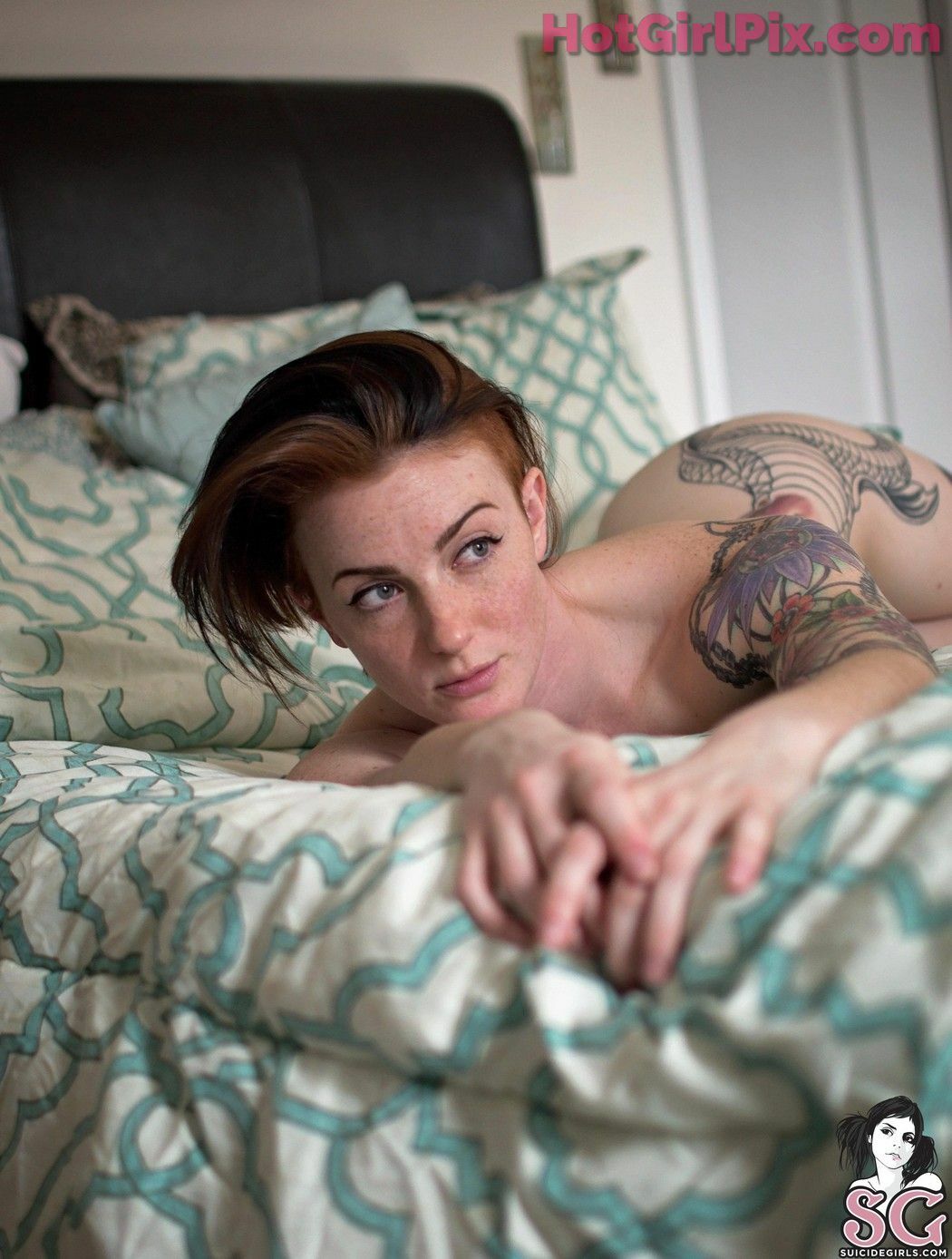 [Suicide Girls] Mjnova