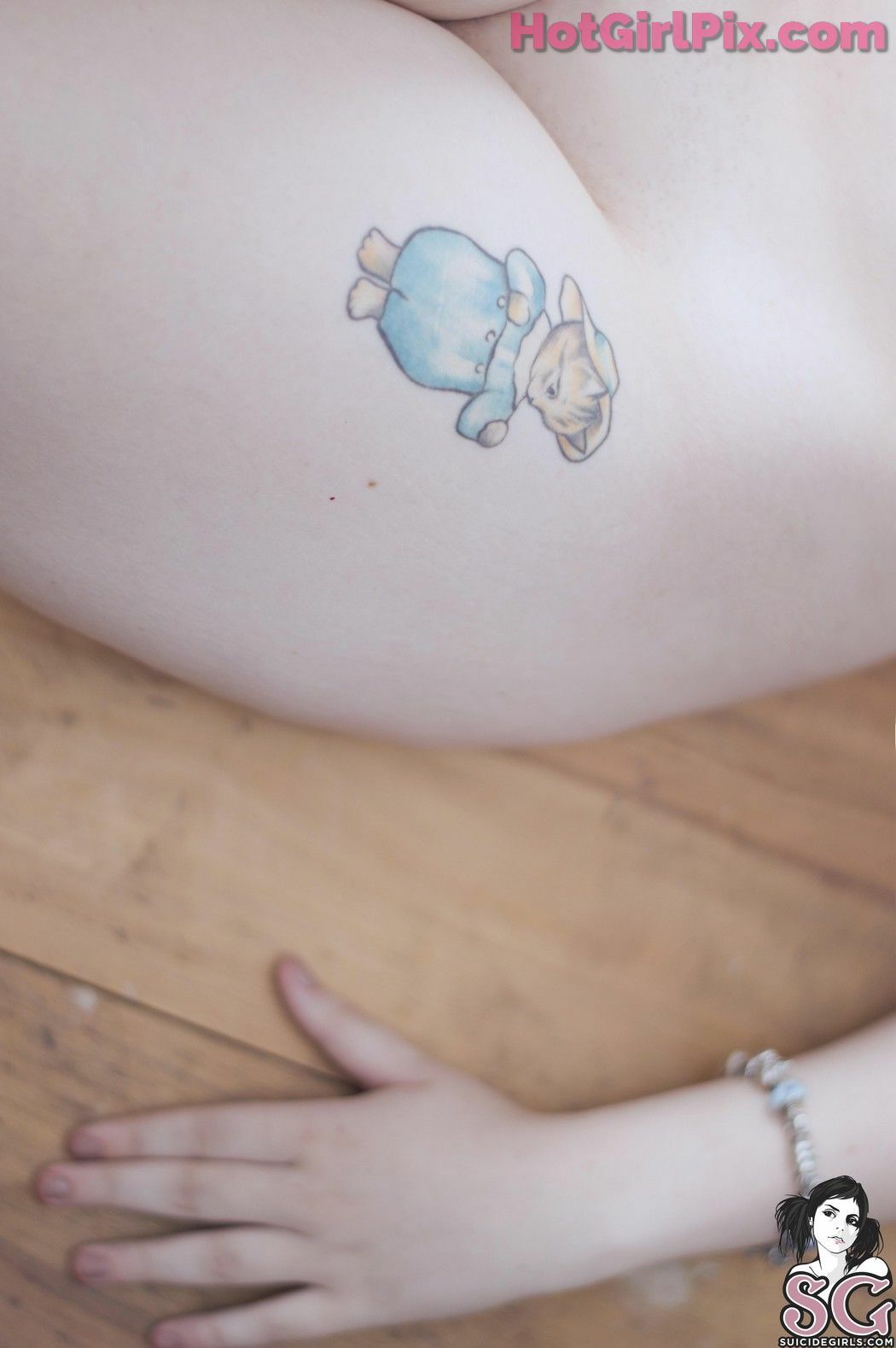 [Suicide Girls] Mouse