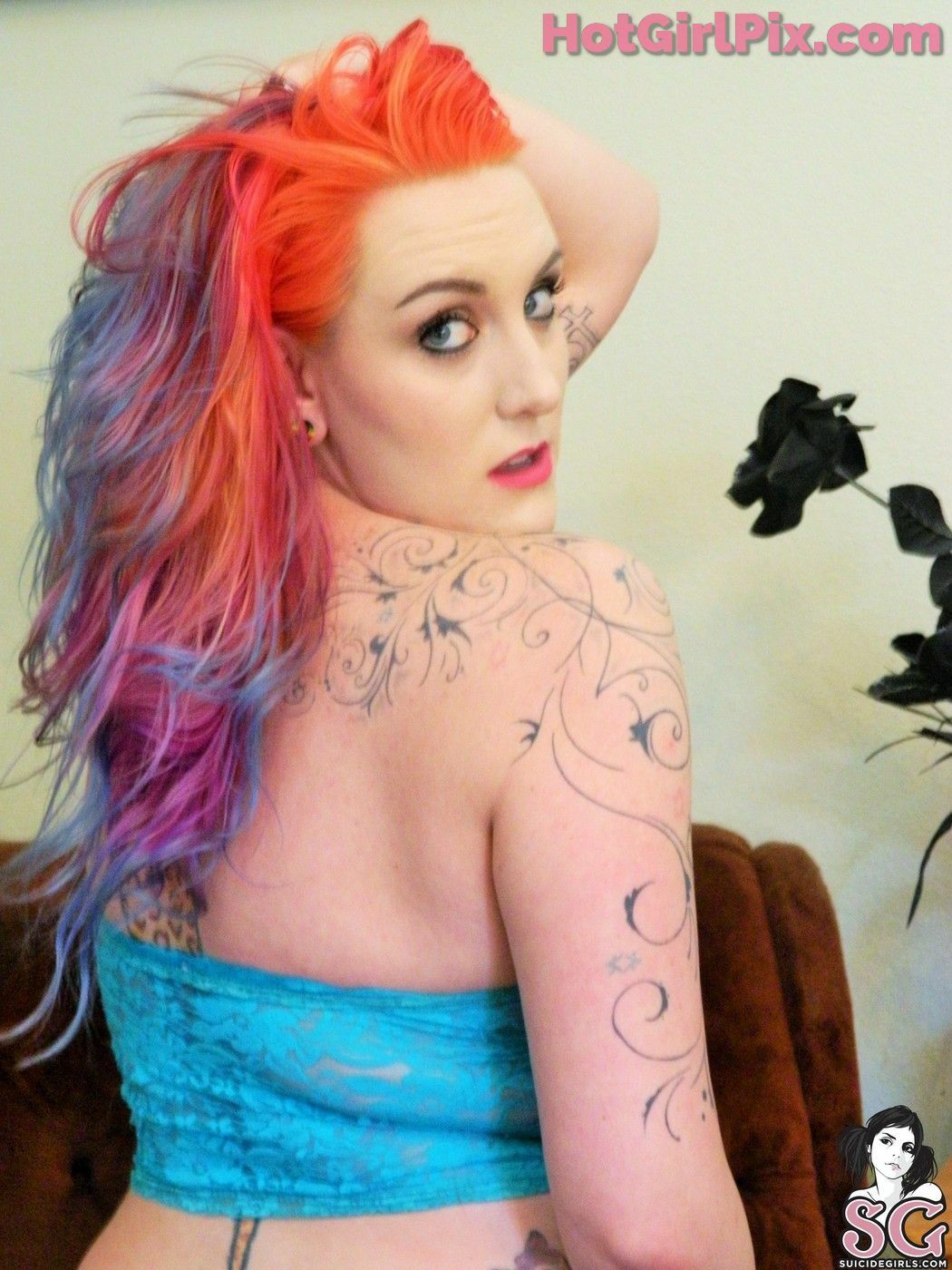 [Suicide Girls] MrsMayhem - Taste Of Summer