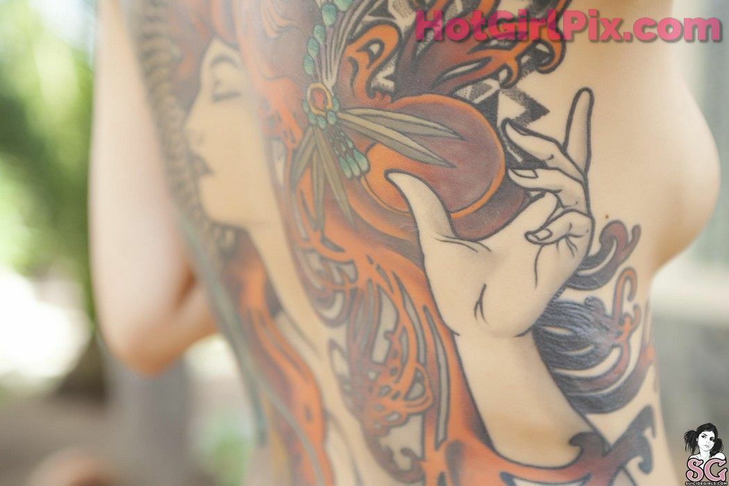 [Suicide Girls] Ninette