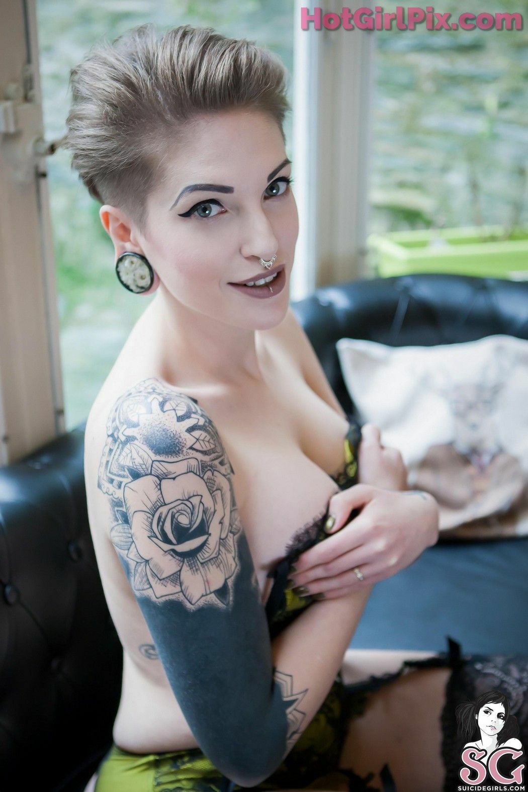 [Suicide Girls] Ninety
