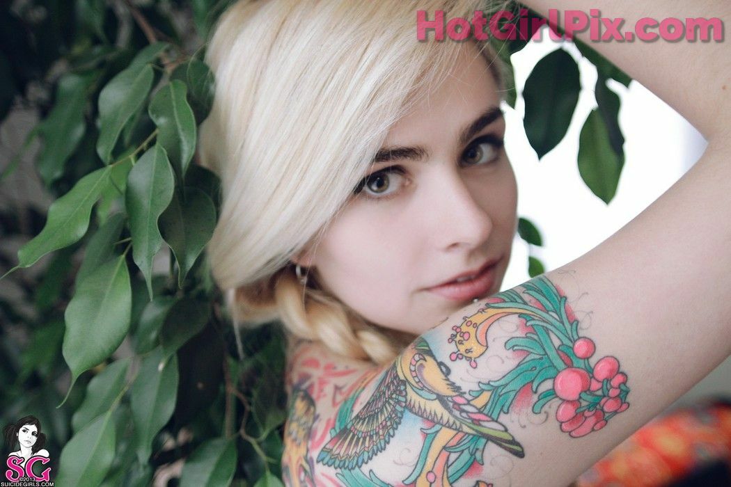 [Suicide Girls] Paloma - Three Cool Cats