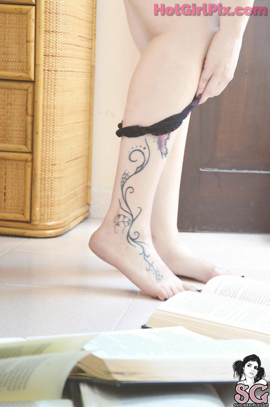 [Suicide Girls] Palmi