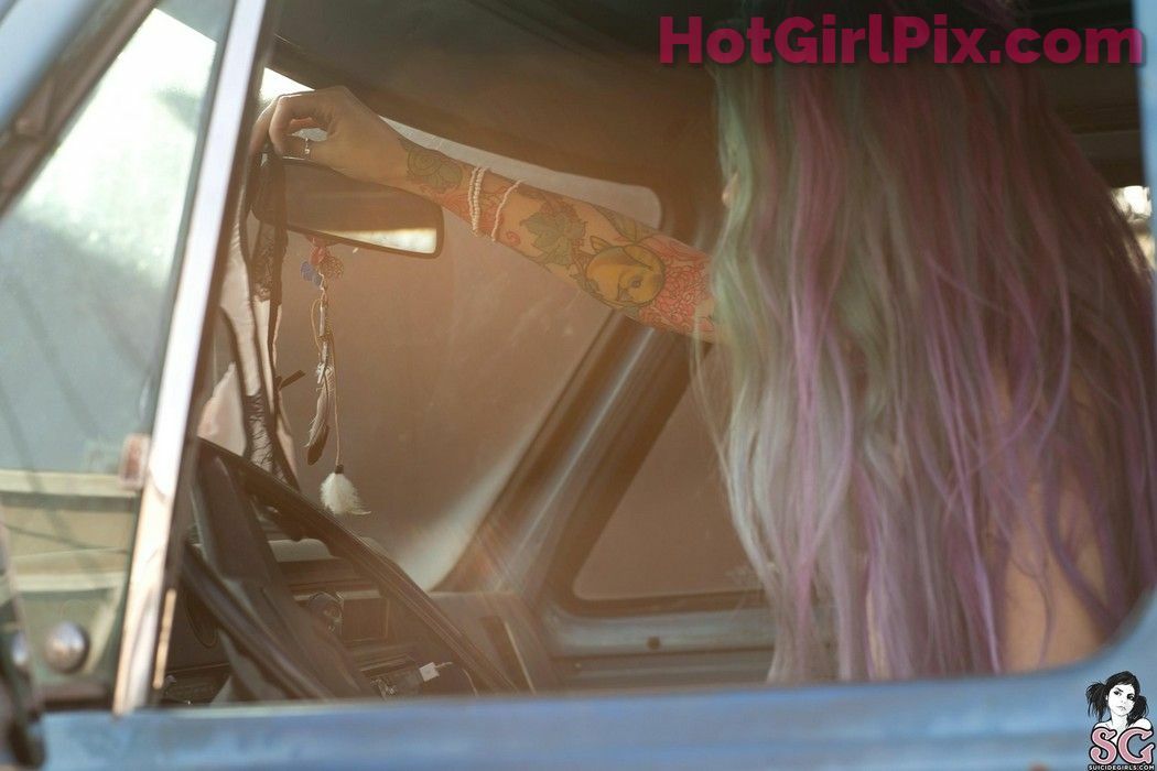 [Suicide Girls] Paloma - Magical Mystery Tour