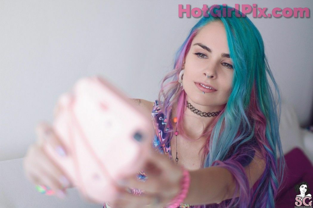 [Suicide Girls] Paloma - Tomorrow Never Knows