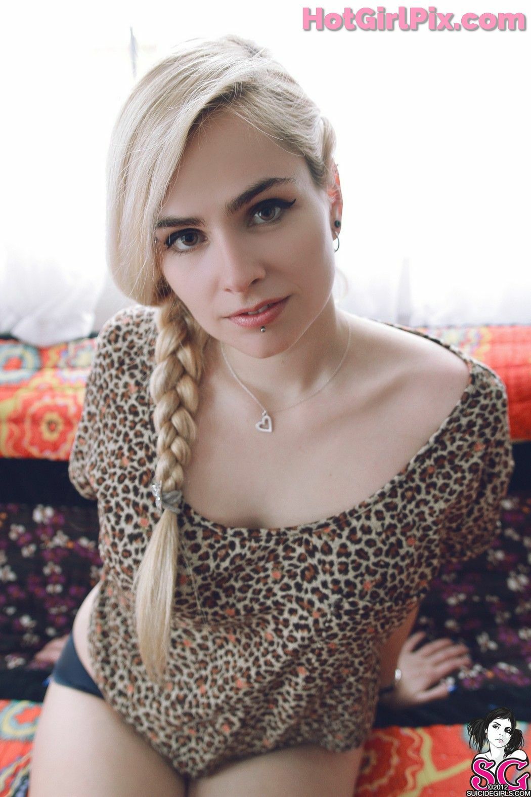 [Suicide Girls] Paloma - Three Cool Cats