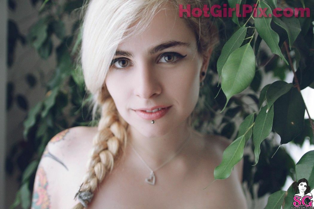 [Suicide Girls] Paloma - Three Cool Cats