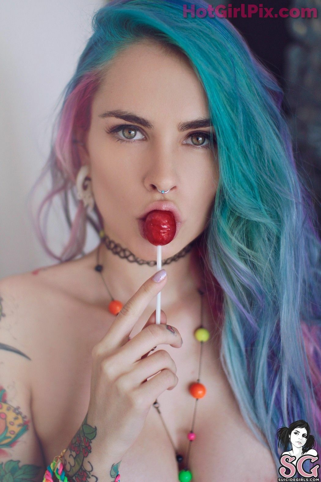 [Suicide Girls] Paloma - Tomorrow Never Knows