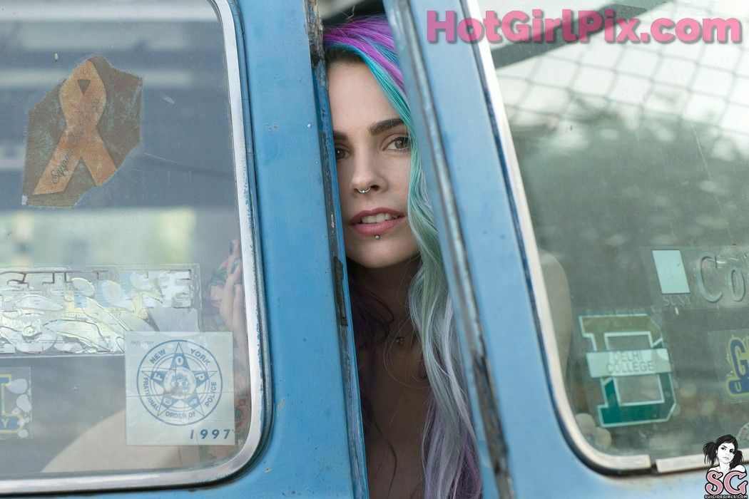 [Suicide Girls] Paloma - Magical Mystery Tour